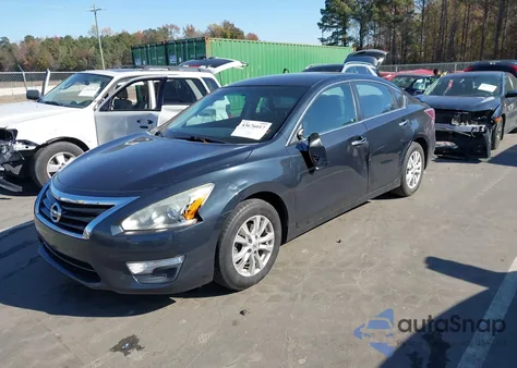 2015 Nissan Altima 2.5 S z USA, uszkodzony, nr VIN 1N4AL3AP9FN395287